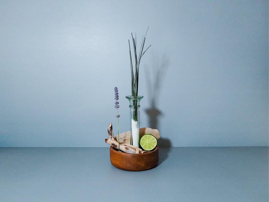 Teakwood + Vetiver